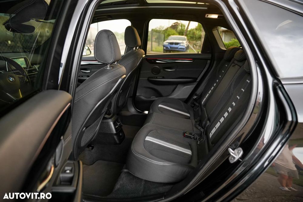 BMW Seria 2 218d Sport Line - 10