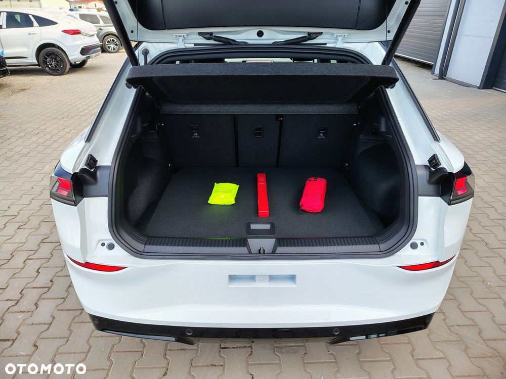 Volkswagen T-Roc - 11