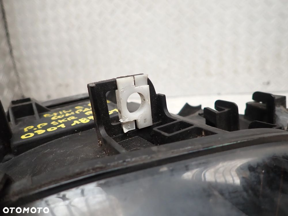 LAMPA LEWY / PRAWY PRZÓD BMW E46 COMPACT  0301167202 / 0201187201. - 9