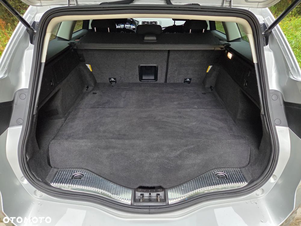 Ford Mondeo 2.0 Hybrid Titanium - 15