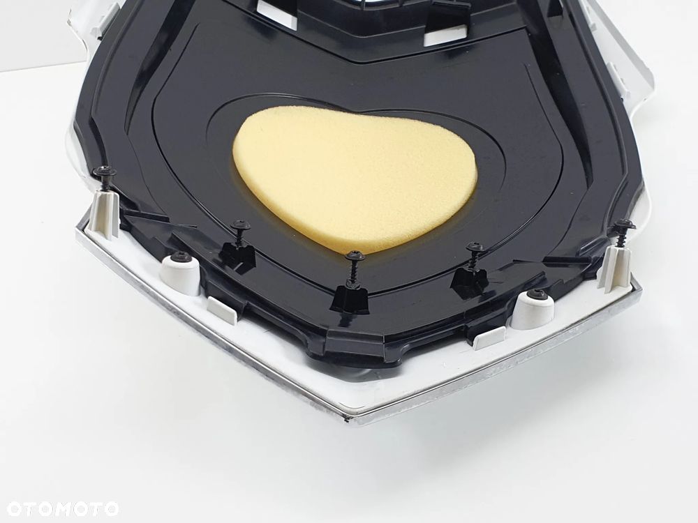 MASKA CZASZA OWIEWKA NAKLADKA PEUGEOT E-VIVACITY - 12