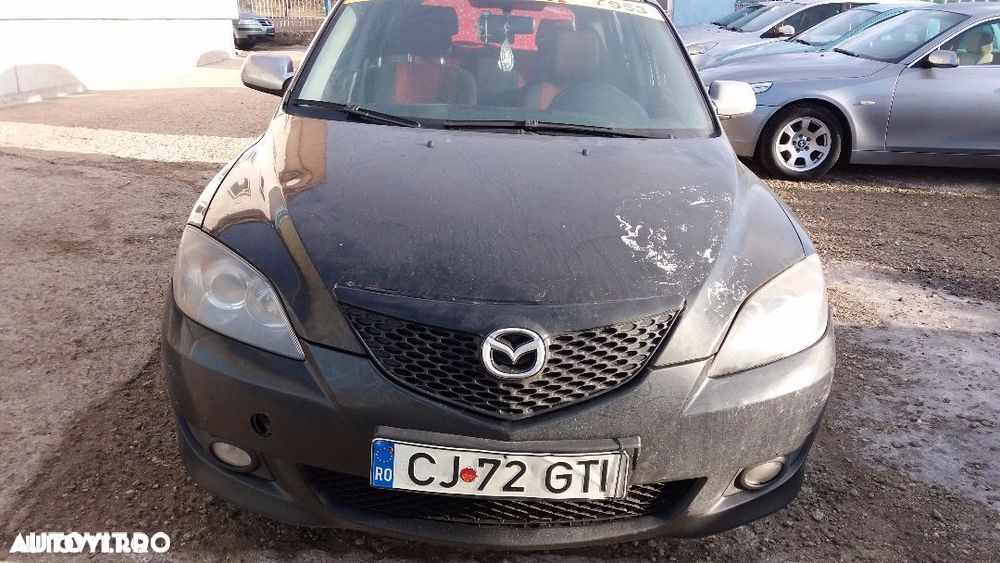 Dezmembrez Mazda 3 2004 - 1