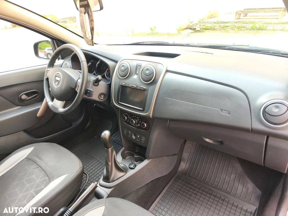 Dacia Sandero Stepway - 10