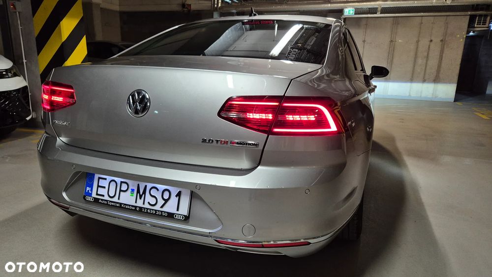 Volkswagen Passat 2.0 TDI BMT 4Mot Highline DSG - 2