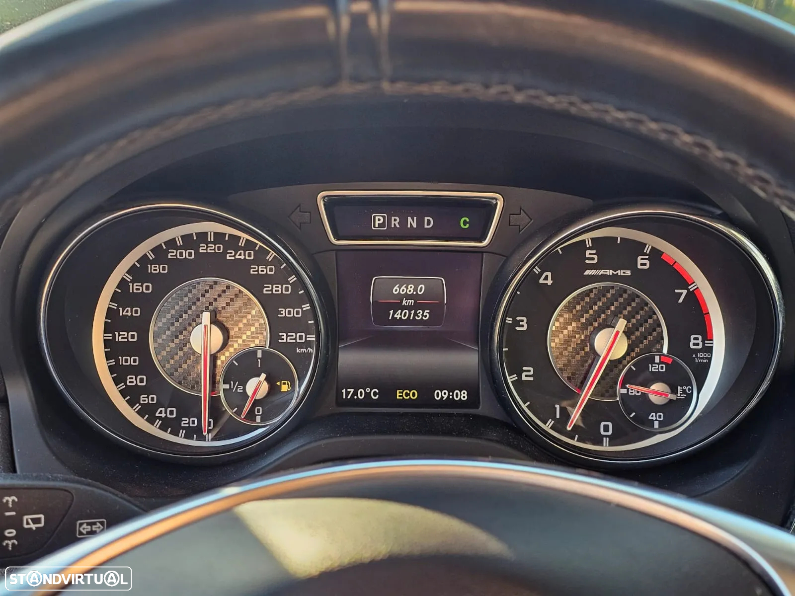 Mercedes-Benz GLA 45 AMG 4Matic 7G-DCT - 14