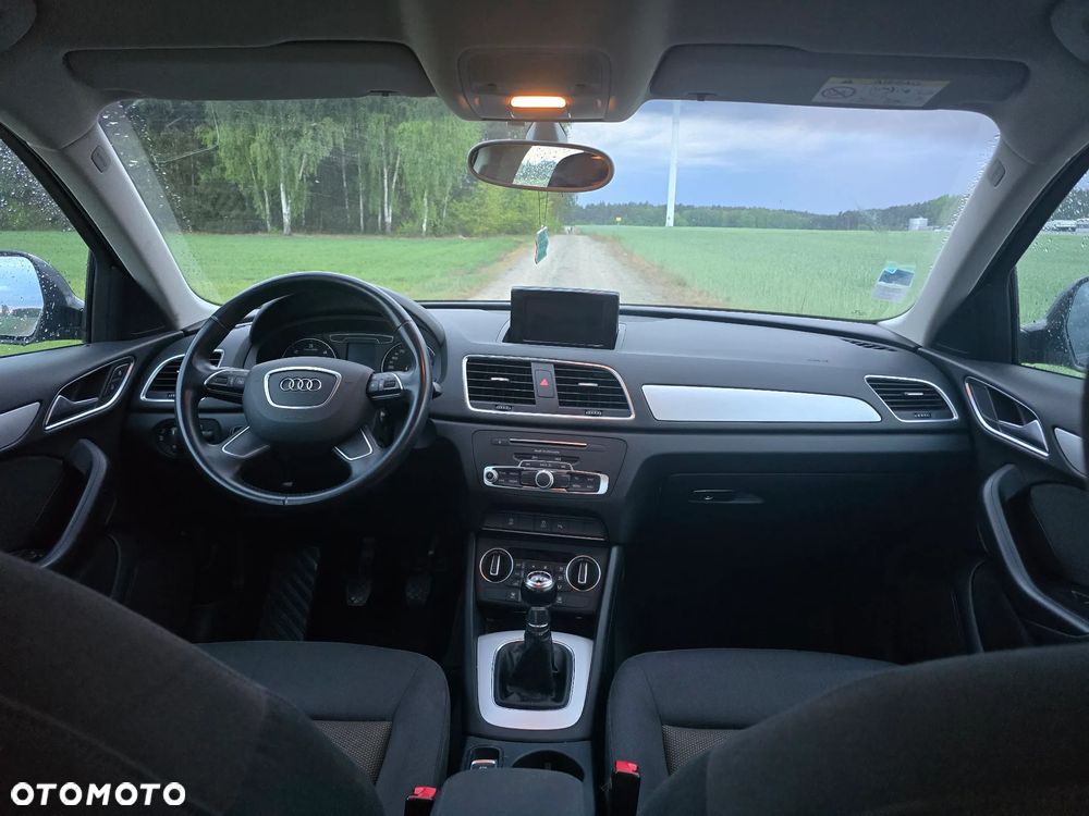 Audi Q3 2.0 TDI Design - 9