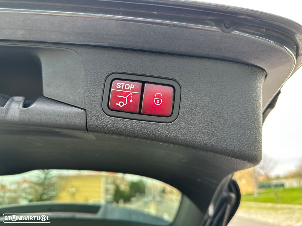 Mercedes-Benz C 250 BlueTEC AMG Line Aut. - 52