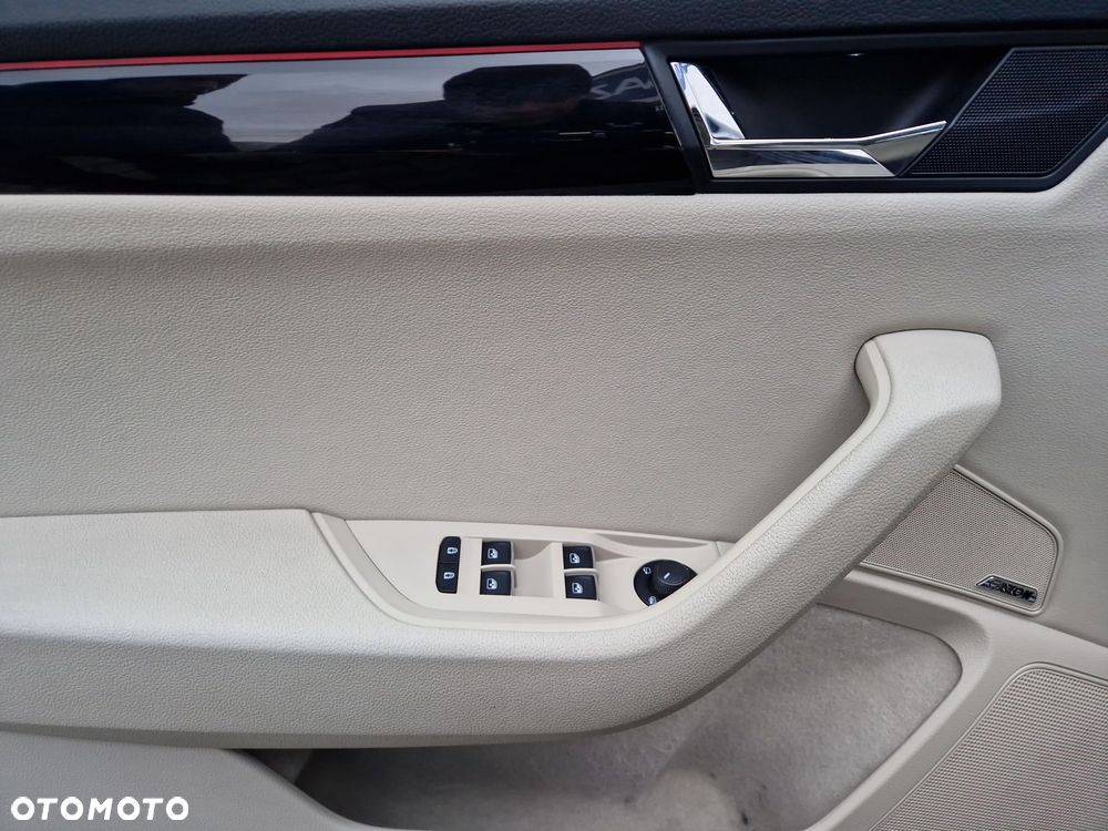 Skoda Superb 2.0 TSI 4x4 L&K DSG - 10