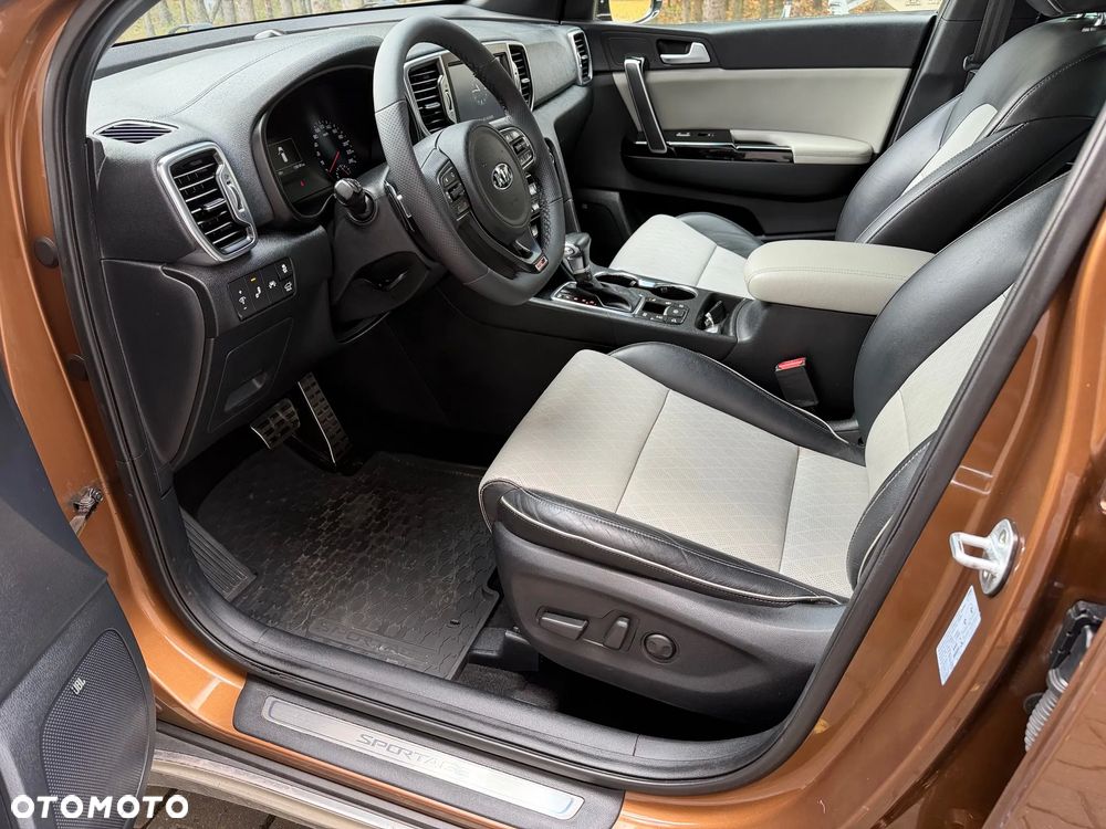 Kia Sportage 1.6 T-GDI AWD DCT GT LINE - 11