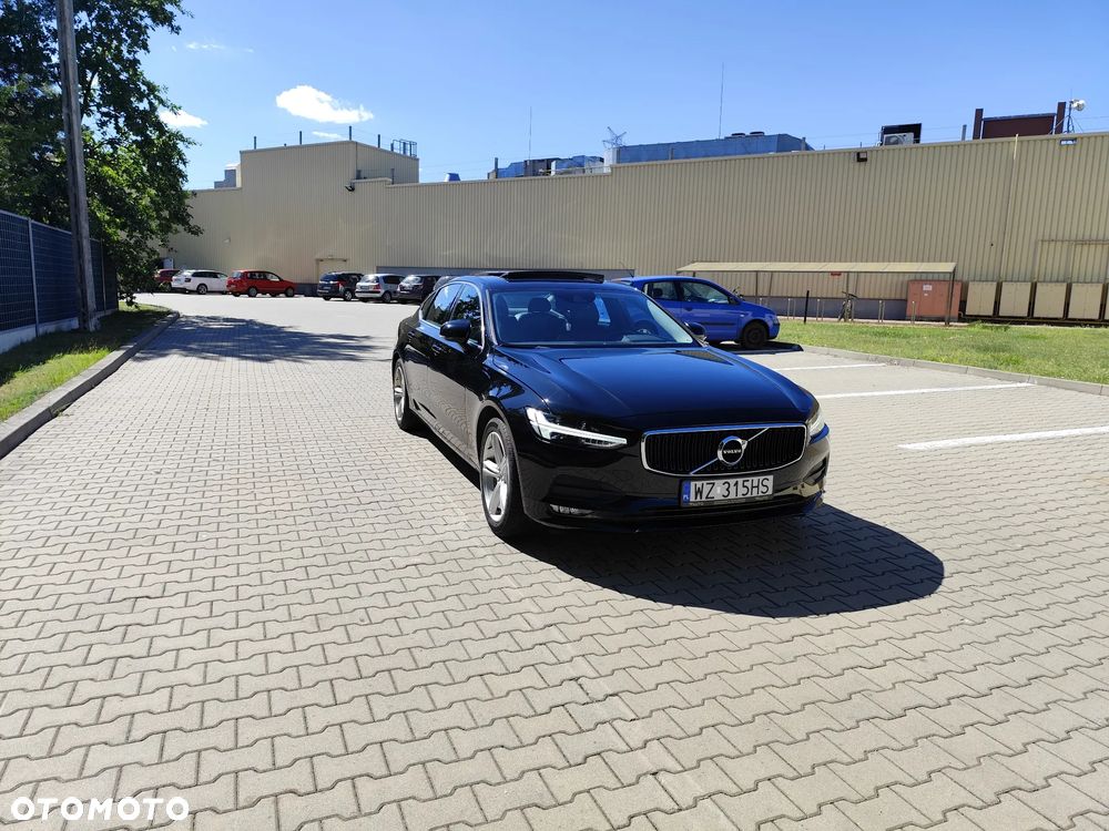 Volvo S90 T5 Momentum - 1