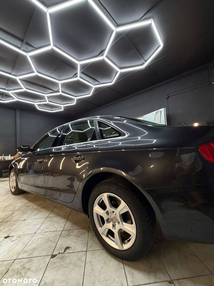 Audi A4 Limousine 2.0 TDI - 14
