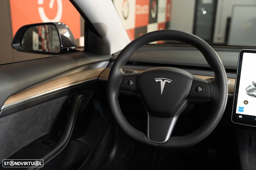 Tesla Model 3 Long Range Tração Traseira - 18
