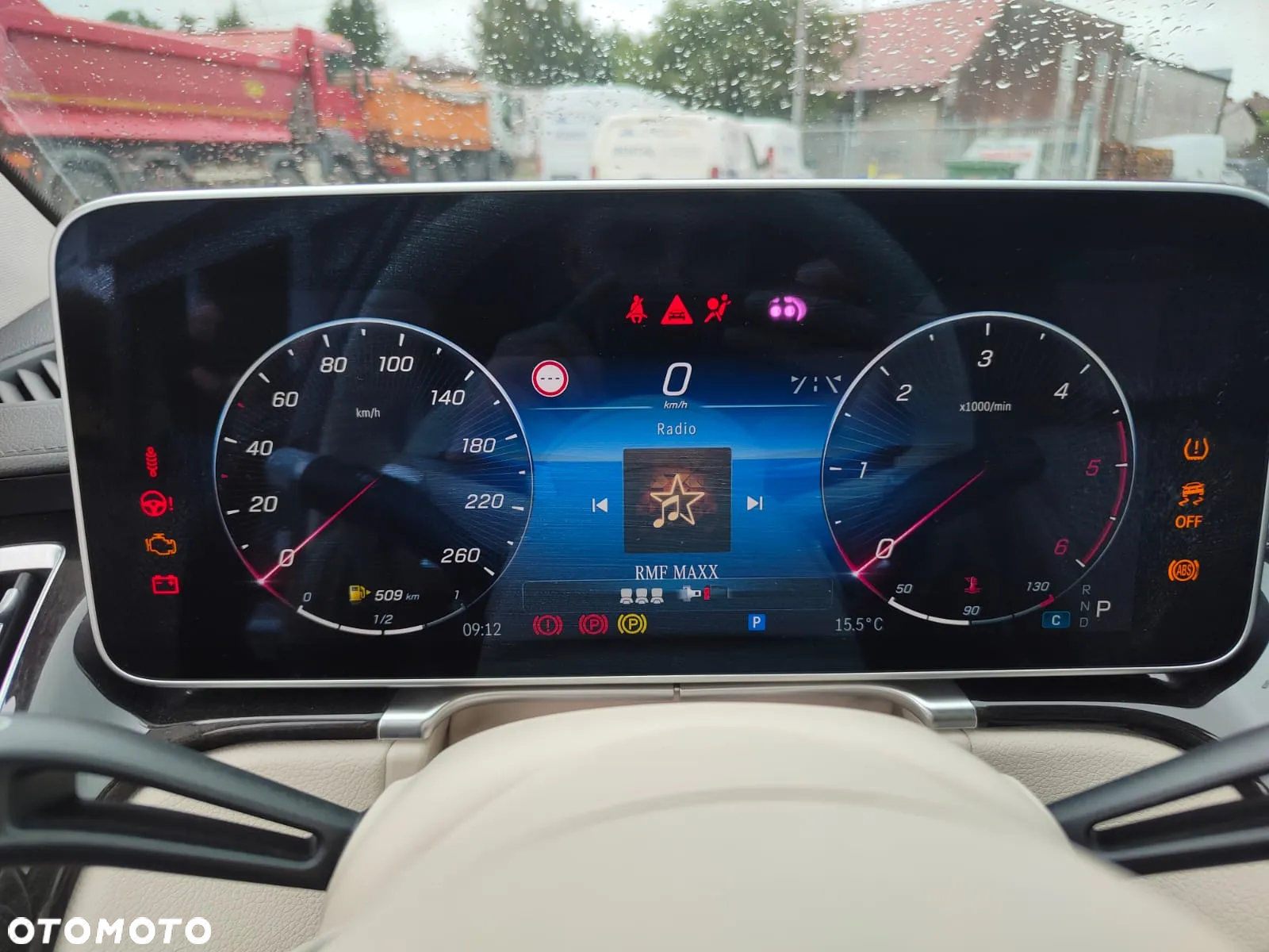 Mercedes-Benz Klasa S 400 d 4-Matic L 9G-TRONIC - 12