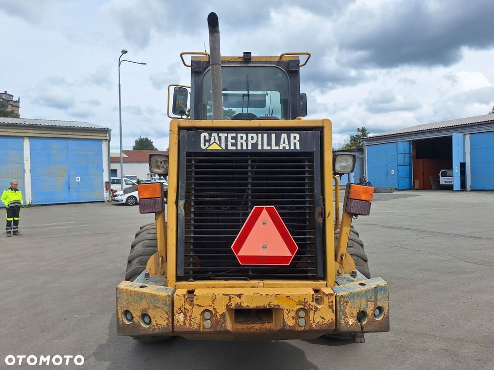CAST 928 F 4X4 - 6