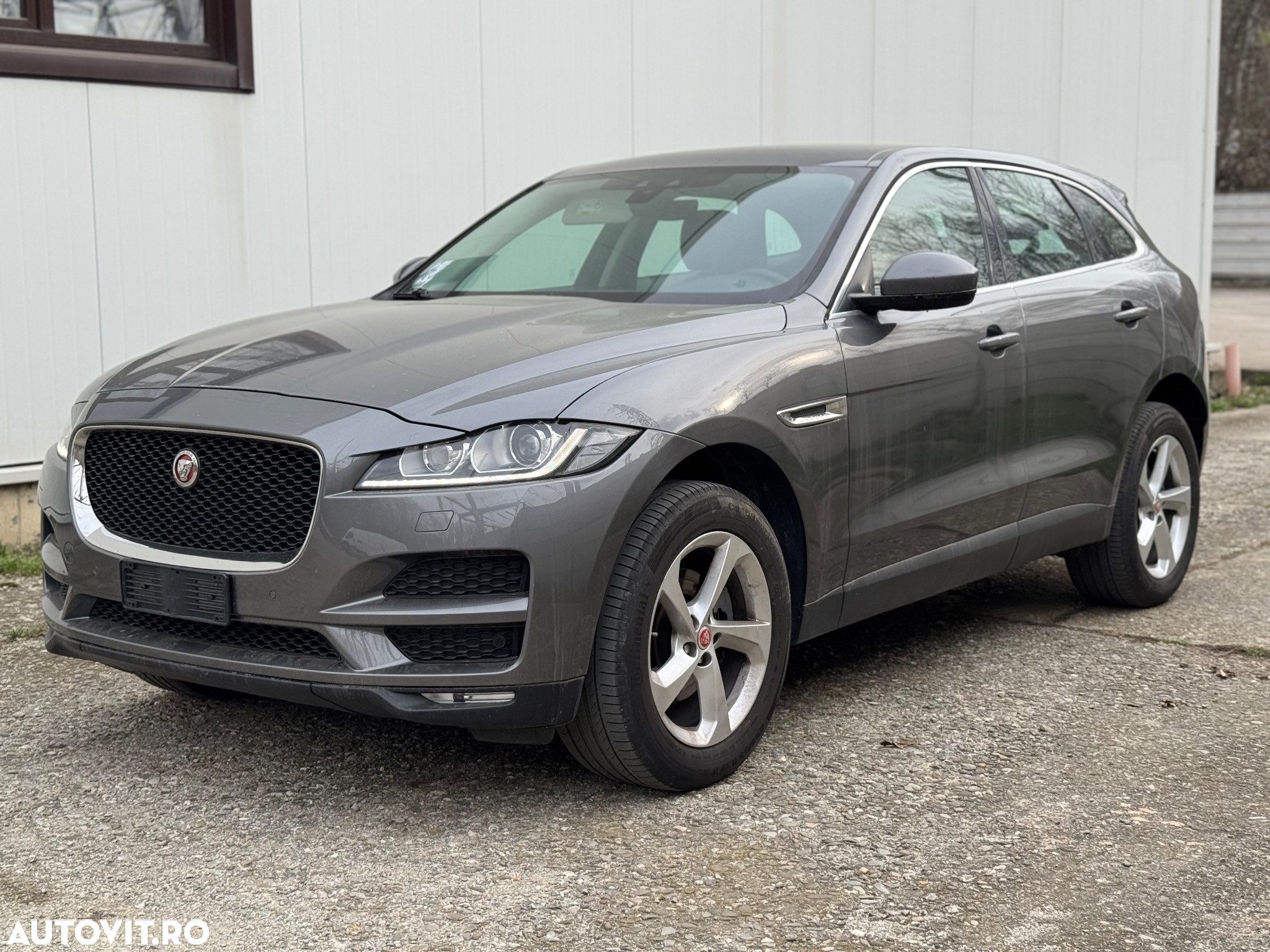 Jaguar F-Pace 20d AWD Aut. Prestige - 2