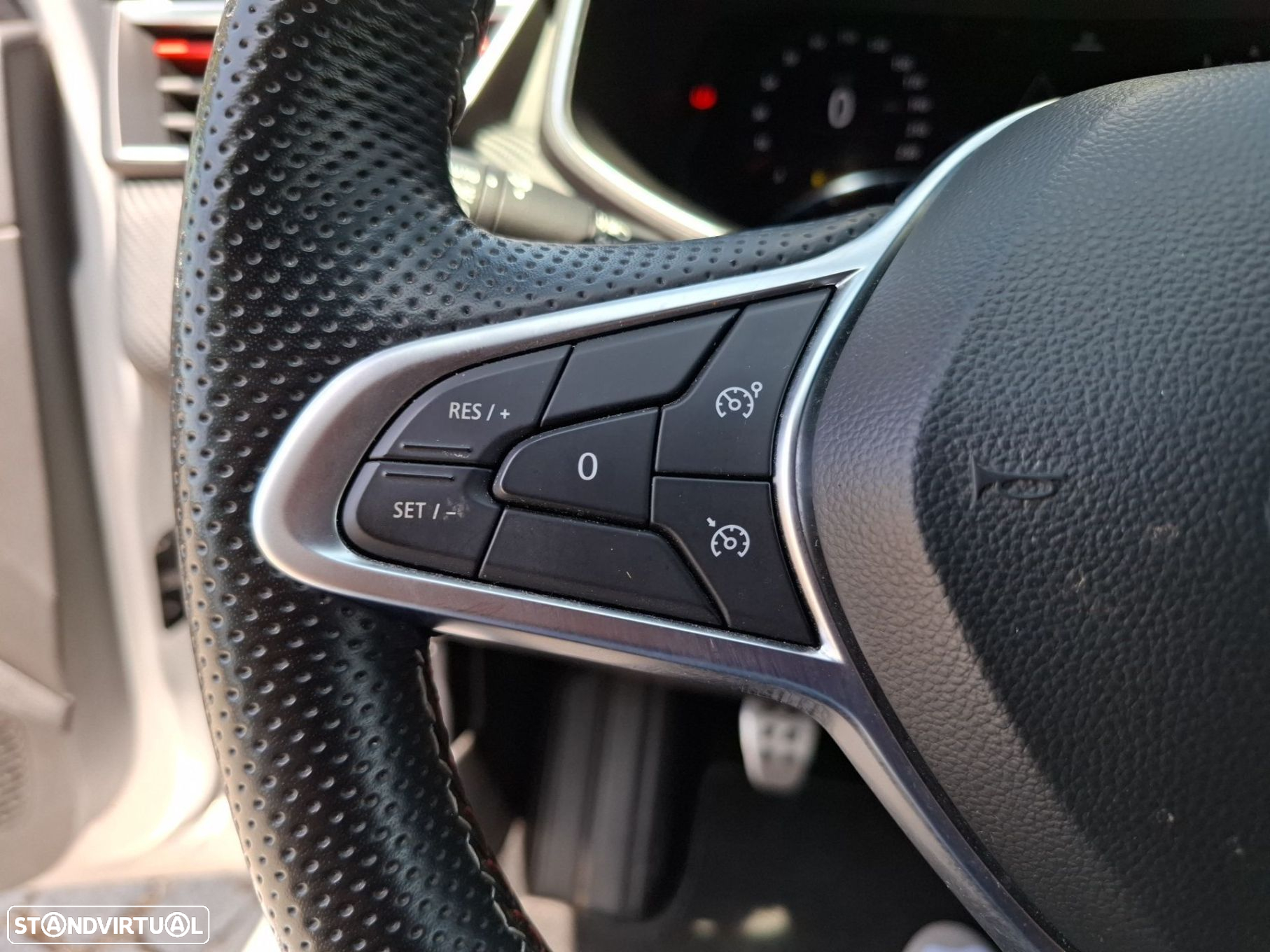 Renault Clio 1.0 TCe RS Line - 16