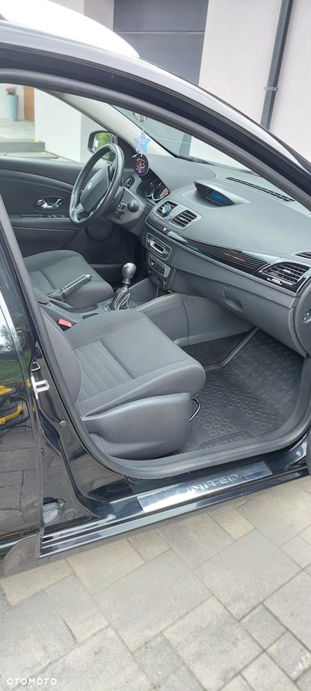 Renault Megane 1.5 dCi Energy Limited EU6 - 11