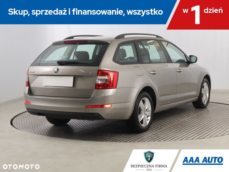 Skoda Octavia - 6