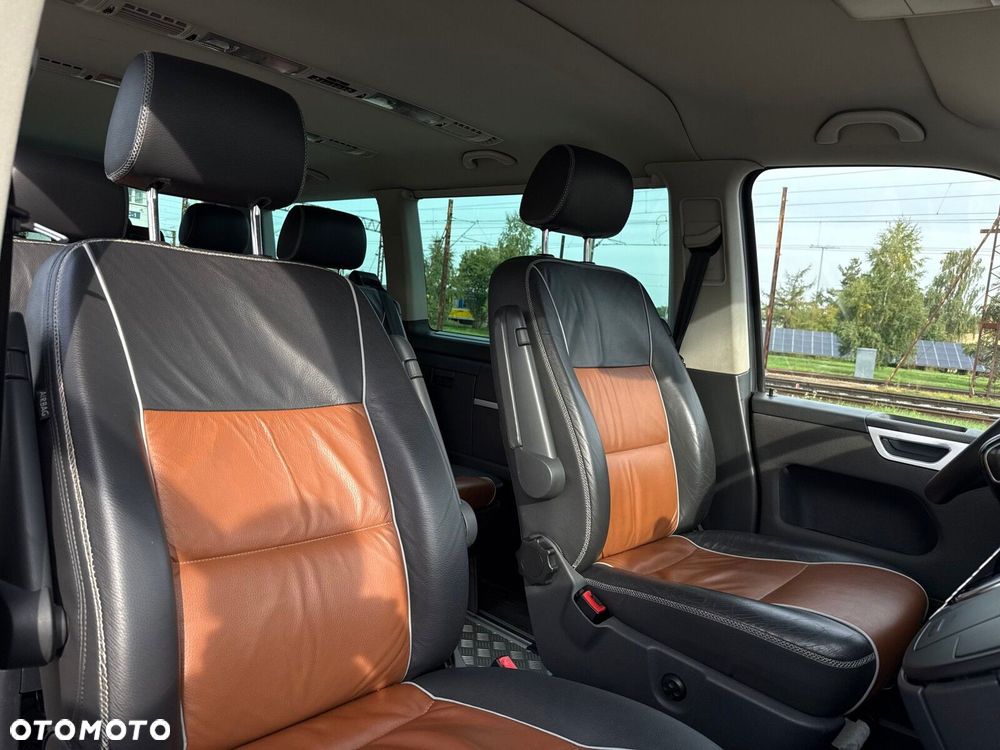 Volkswagen Multivan - 15