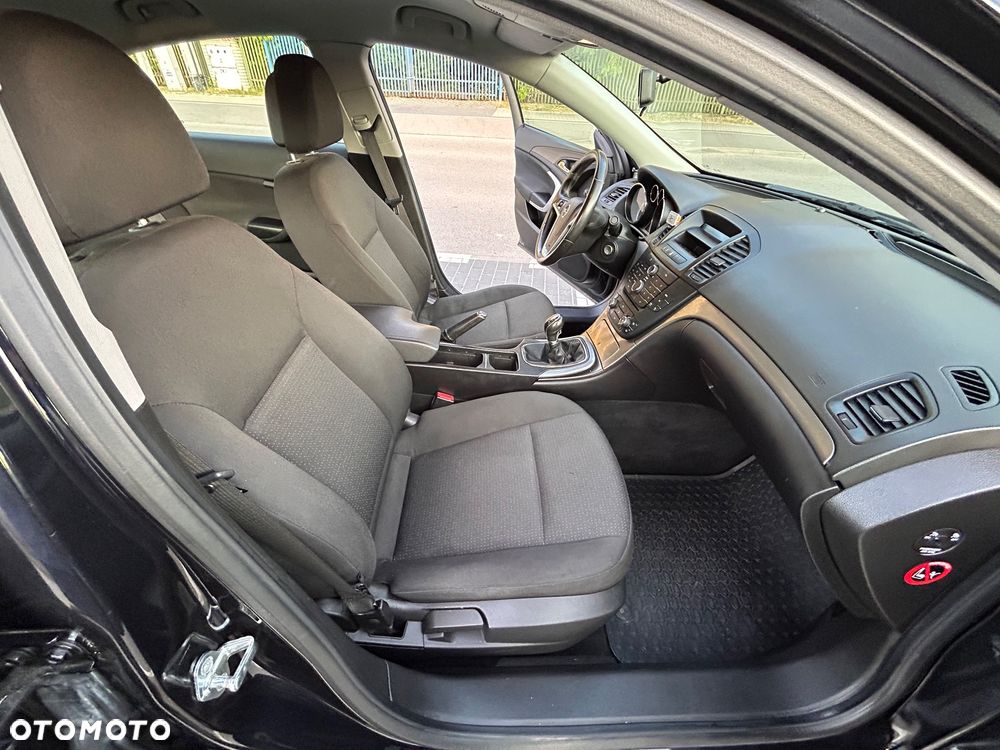 Opel Insignia 1.6 - 20