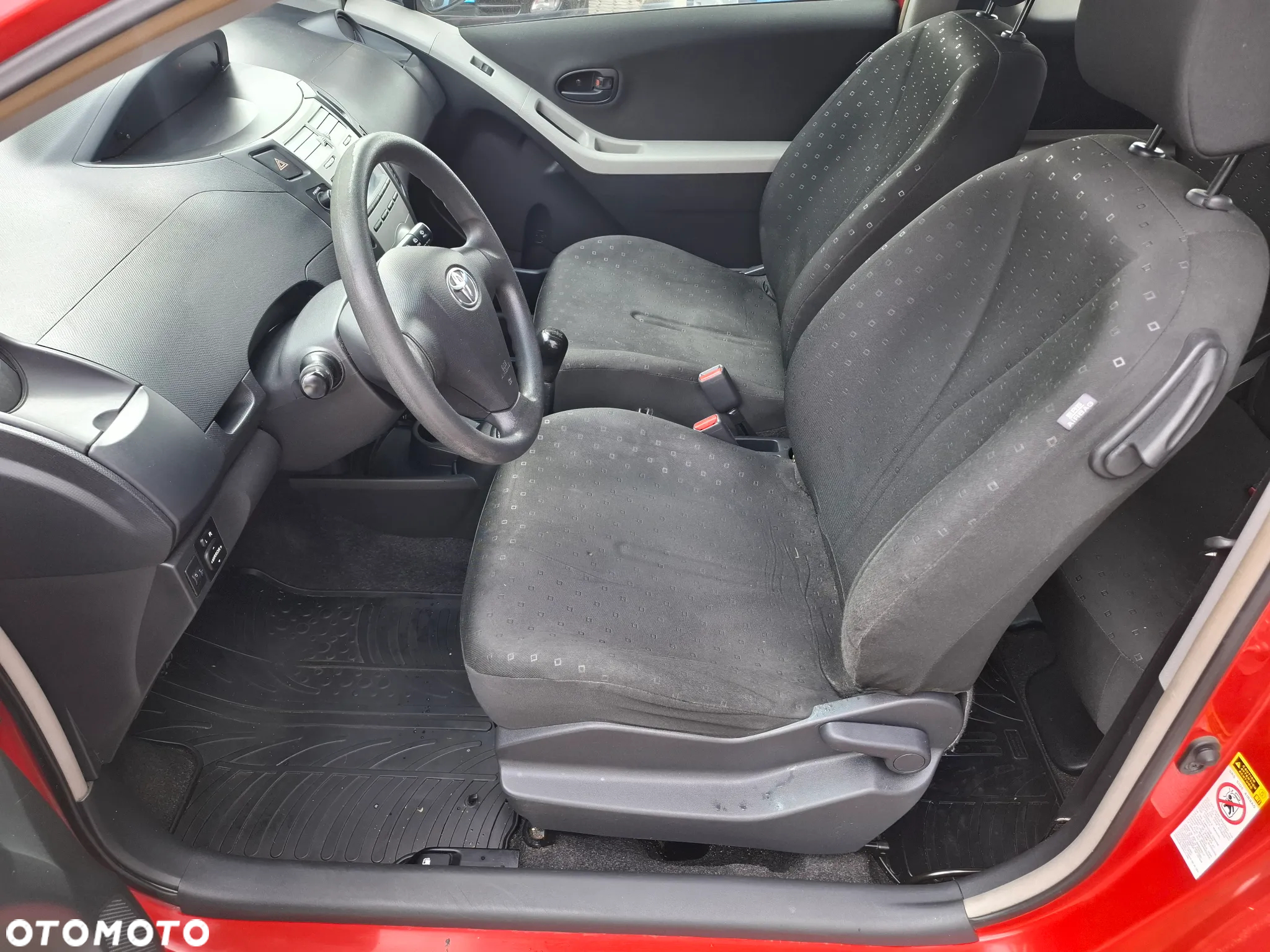 Toyota Yaris 1.3 VVT-i Executive - 16