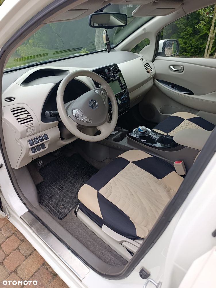 Nissan Leaf 24kWh Acenta - 8