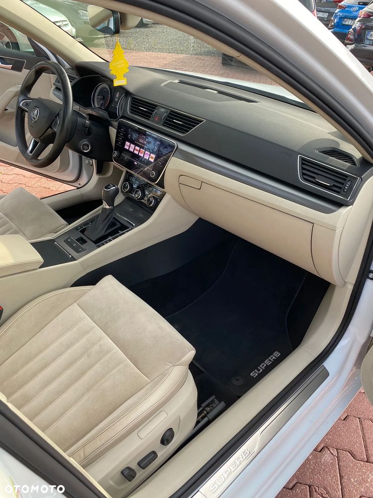 Skoda Superb 1.5 TSI ACT Style DSG - 22