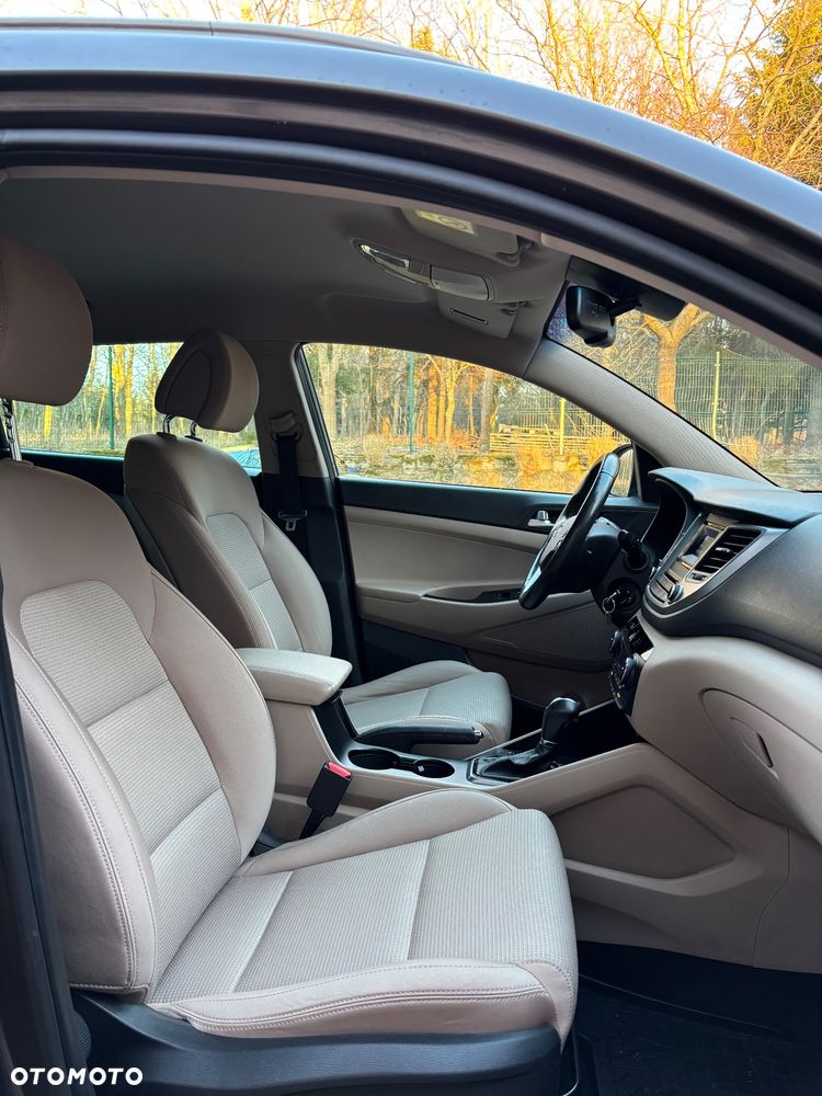 Hyundai Tucson 1.7 CRDI BlueDrive Premium 2WD DCT - 12