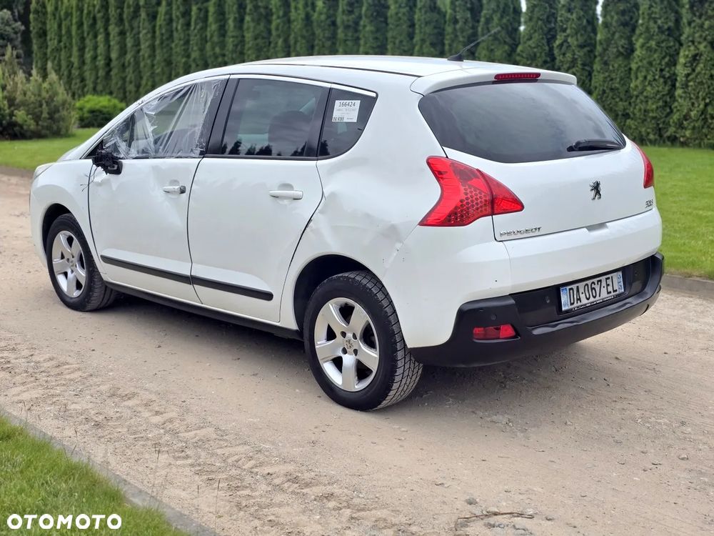 Peugeot 3008 HDi 115 Allure - 3