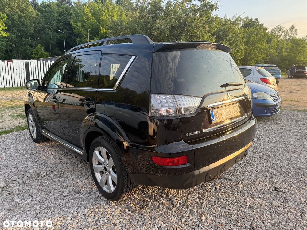 Mitsubishi Outlander 2.2 DID Intense + EU5 - 11