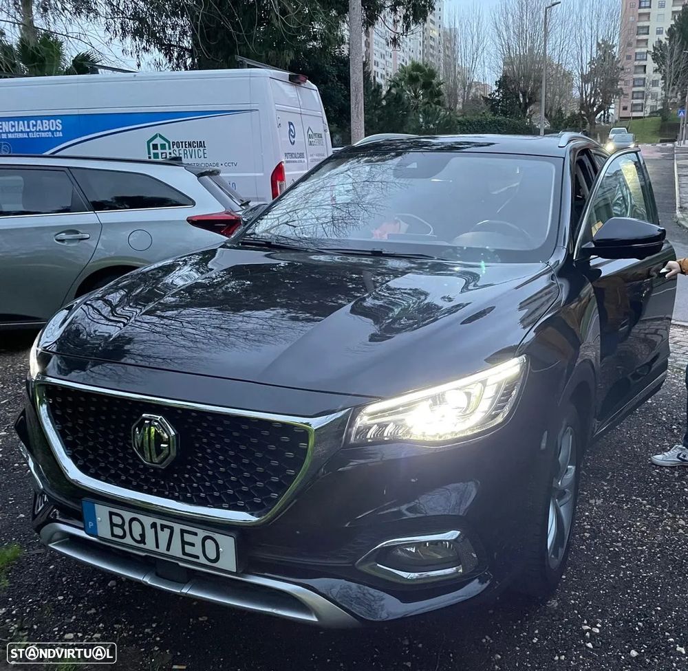 MG EHS Luxury - 2