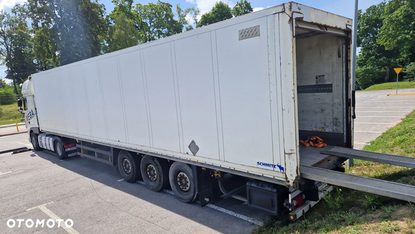 Schmitz Cargobull Kontener izoterma z Roletą z Niemiec
