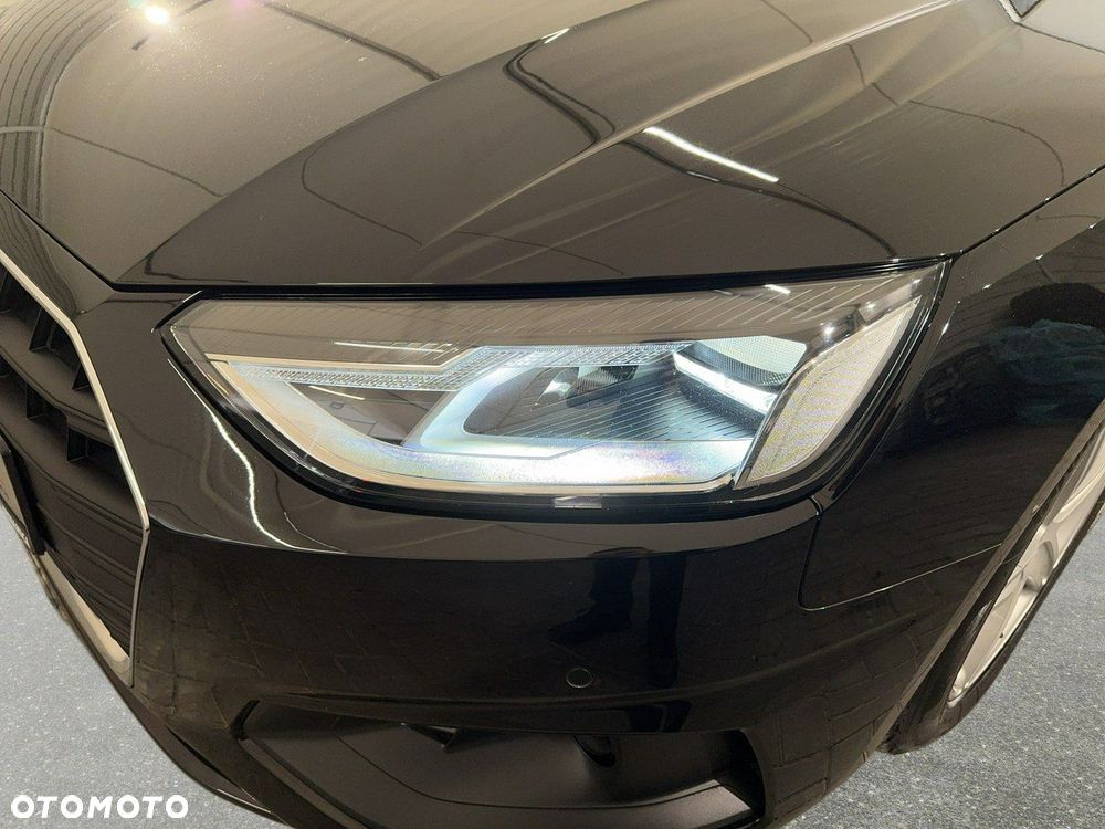 Audi A4 Limousine - 10