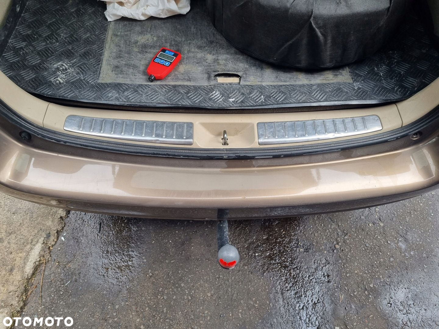TOYOTA AVENSIS II T25 03-06 2005 r. KOMBI 4Q9 ZDERZAK TYŁ TYLNY - 8