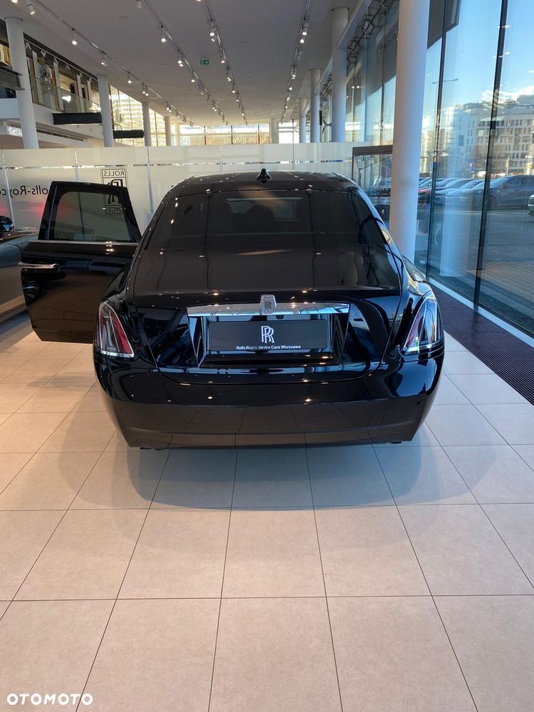 Rolls-Royce Ghost - 2