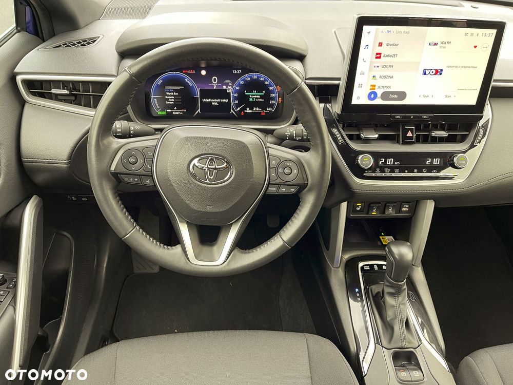 Toyota Corolla Cross - 15