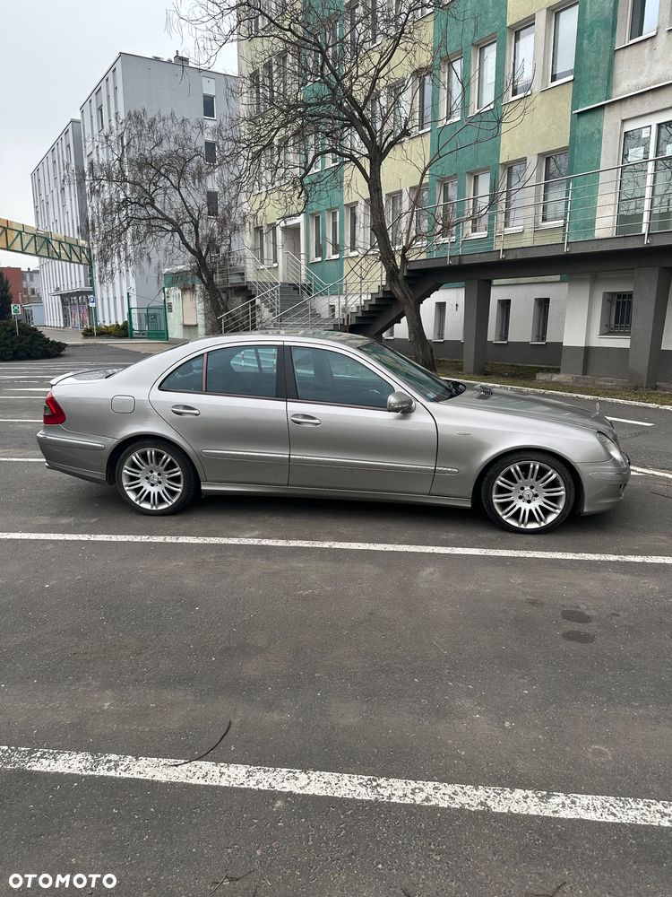 Mercedes-Benz Klasa E - 11