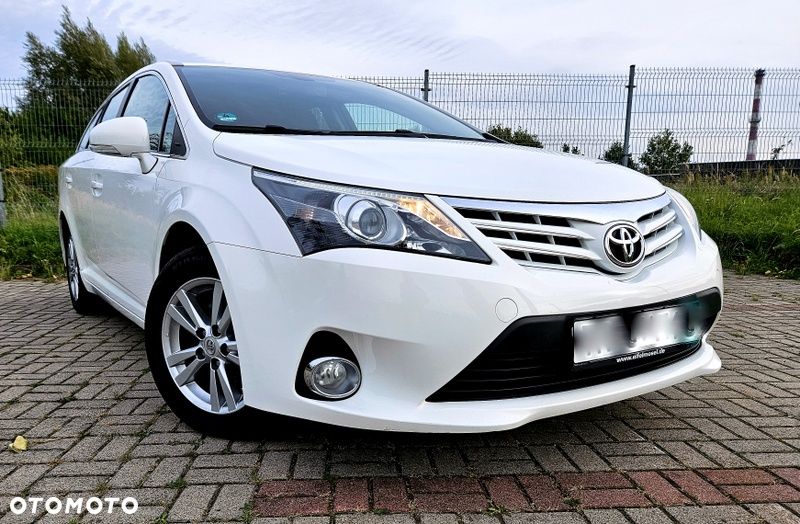 Toyota Avensis 2.0 D-4D Premium - 7