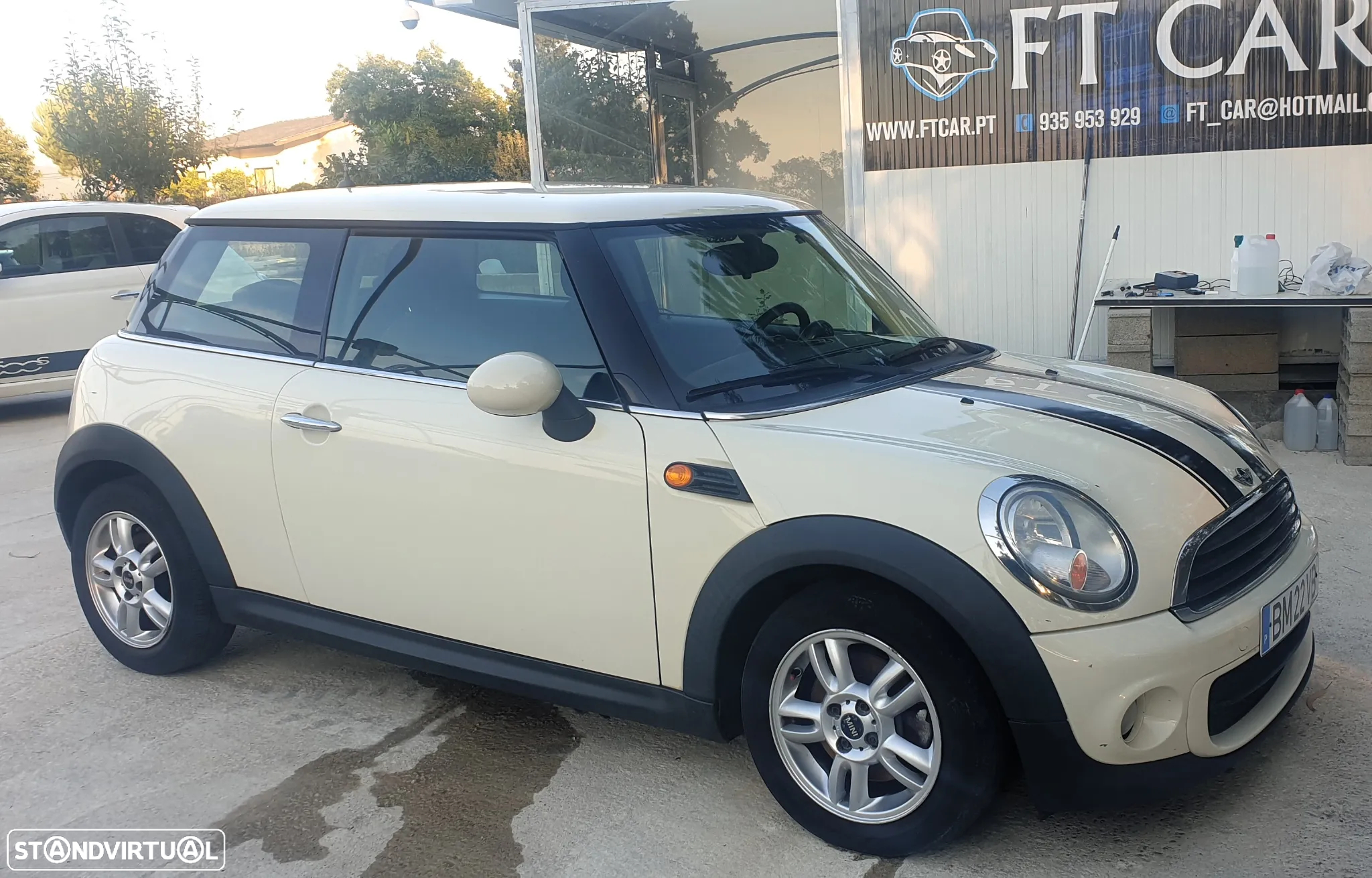 MINI 3 Portas One D - 3