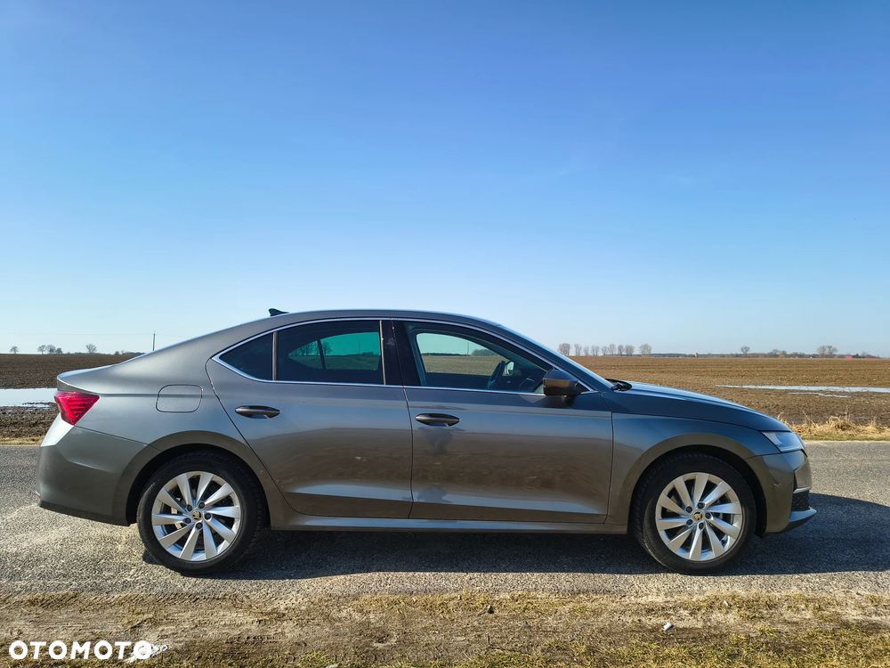 Skoda Octavia 1.5 TSI mHEV Selection DSG - 7