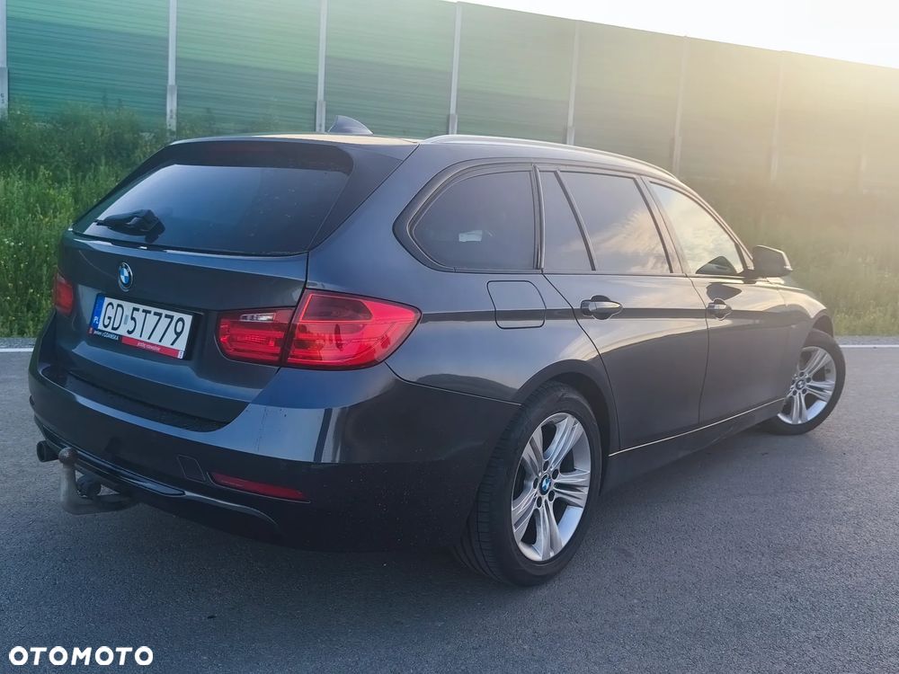 BMW Seria 3 316d Sport Line - 3