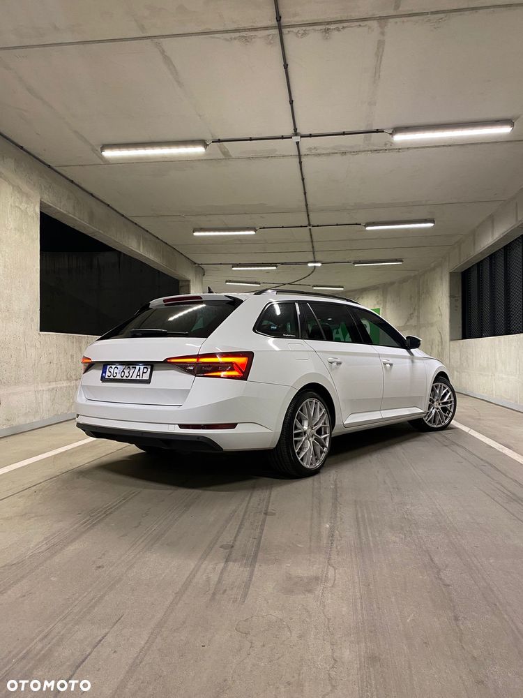 Skoda Superb 2.0 TDI SCR 4x4 Style DSG - 5
