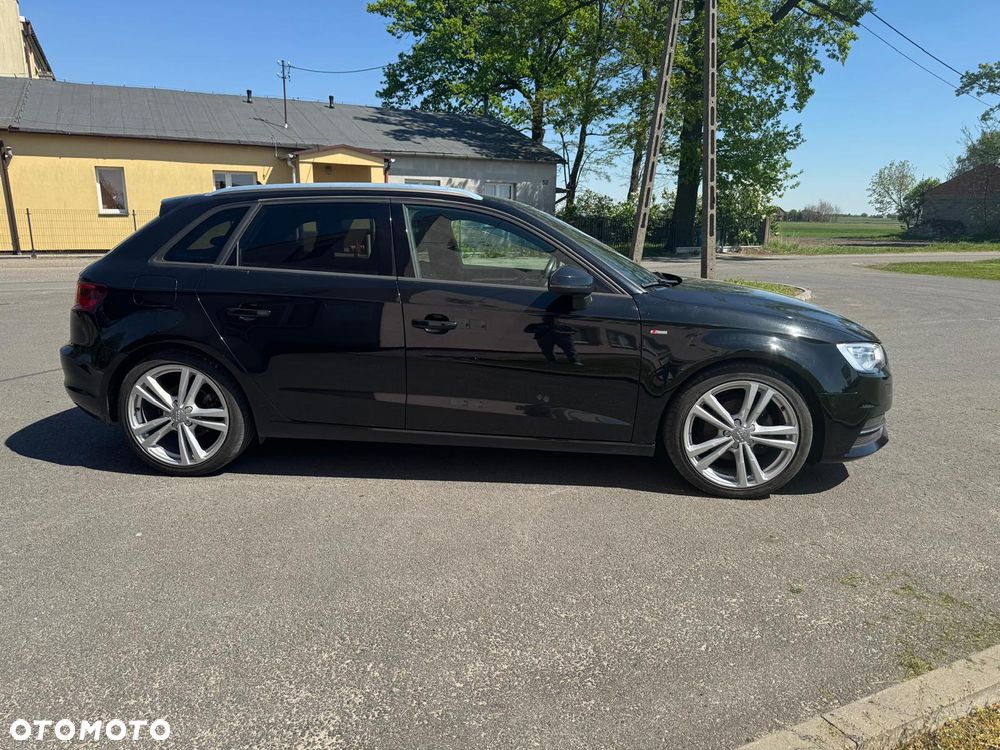Audi A3 Sportback 1.6 TDI (clean diesel) S line Sportpaket - 4