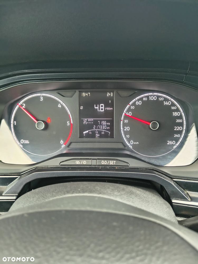 Volkswagen Polo 1.6 TDI SCR Trendline - 21