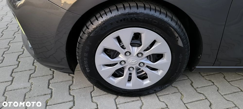 Hyundai i30 blue Kombi 1.6 CRDi Passion - 38