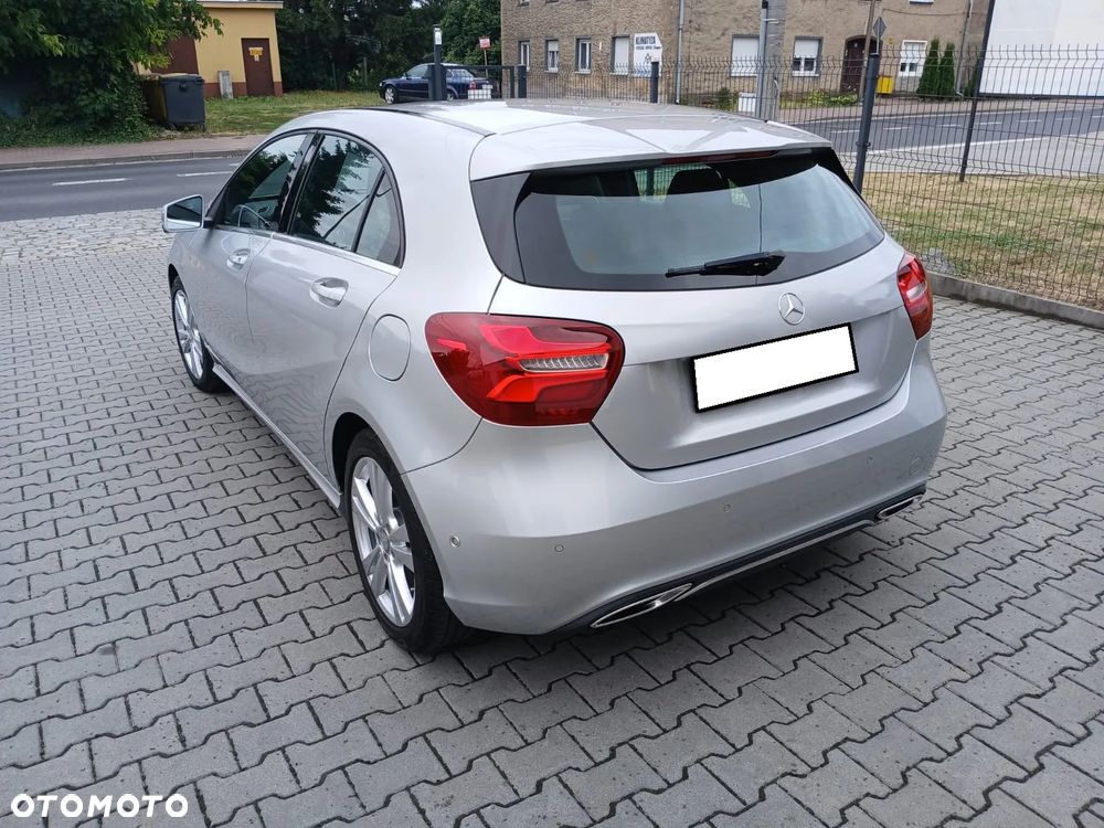 Mercedes-Benz Klasa A 180 AMG Line - 22