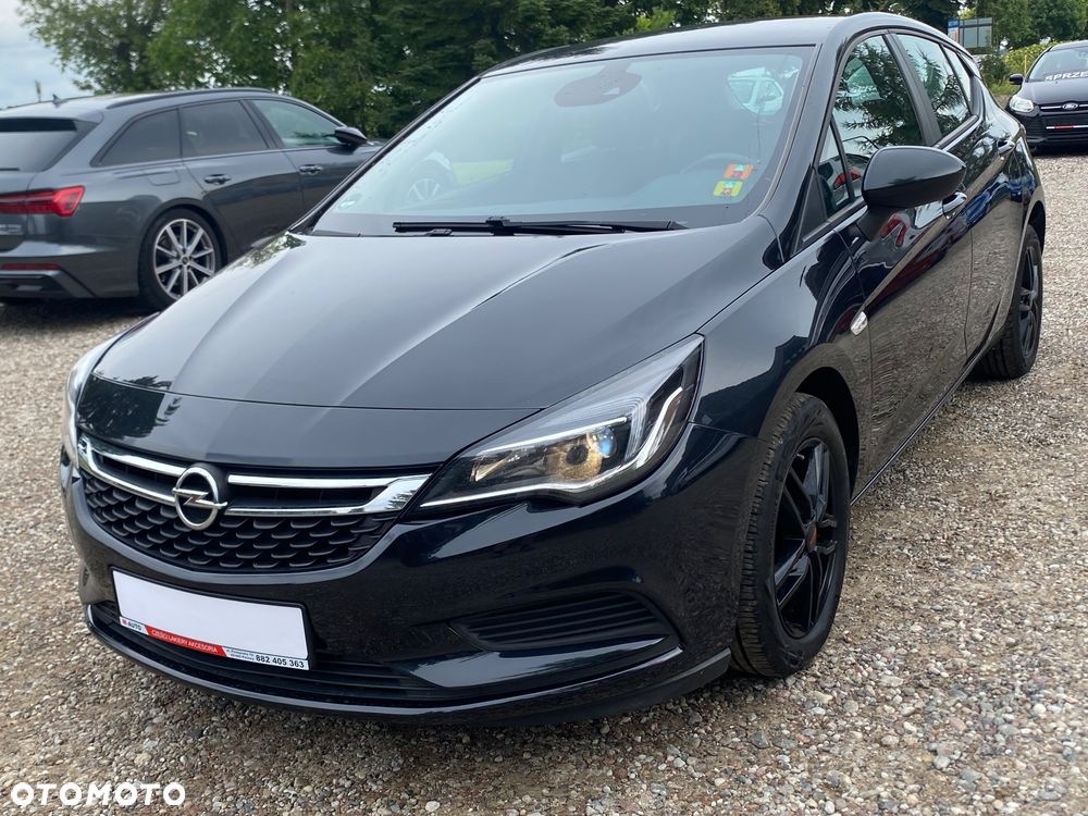 Opel Astra 1.6 CDTI Dynamic - 1