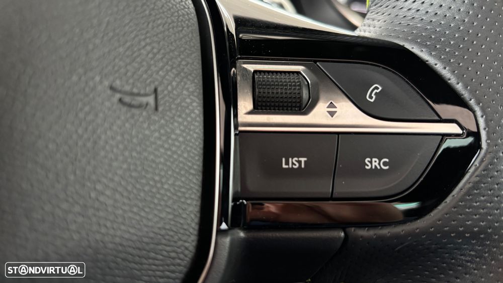 Peugeot 2008 1.2 PureTech GT EAT8 - 6