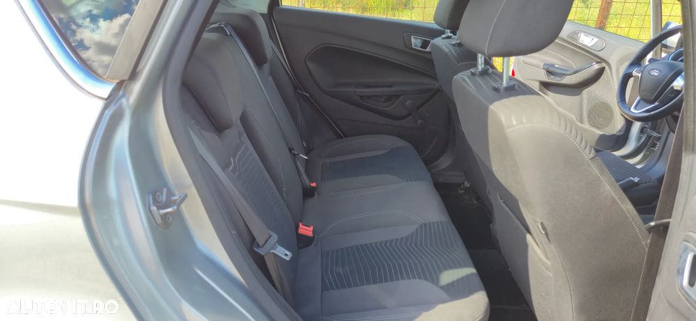 Ford Fiesta 1.0 EcoBoost Start-Stop Titanium - 13