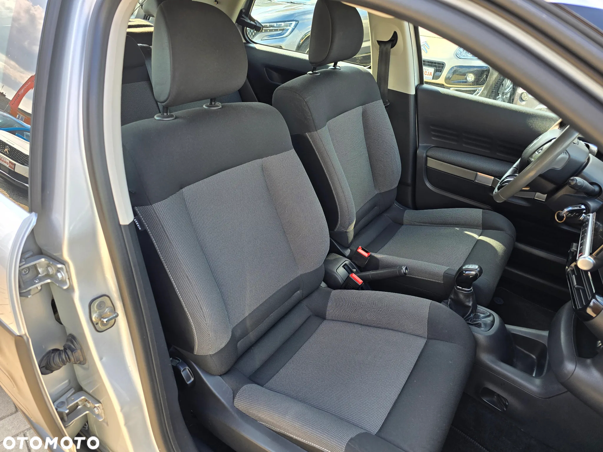 Citroën C4 Cactus - 15